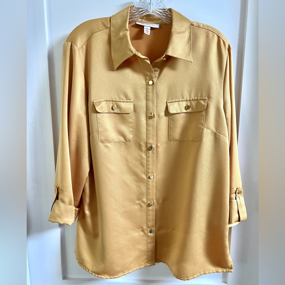 Gold JM Collection Blouse  12